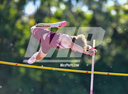 Thumbnail 2 in NYSPHSAA Section V State Qualifier Meet photogallery.
