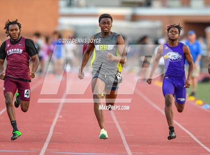 Thumbnail 3 in NYSPHSAA Section V State Qualifier Meet photogallery.