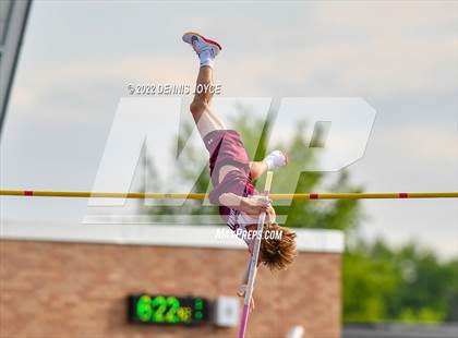 Thumbnail 2 in NYSPHSAA Section V State Qualifier Meet photogallery.