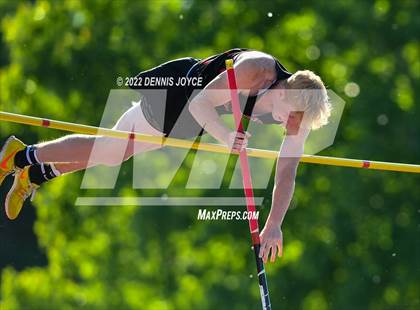 Thumbnail 1 in NYSPHSAA Section V State Qualifier Meet photogallery.