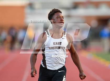Thumbnail 1 in NYSPHSAA Section V State Qualifier Meet photogallery.