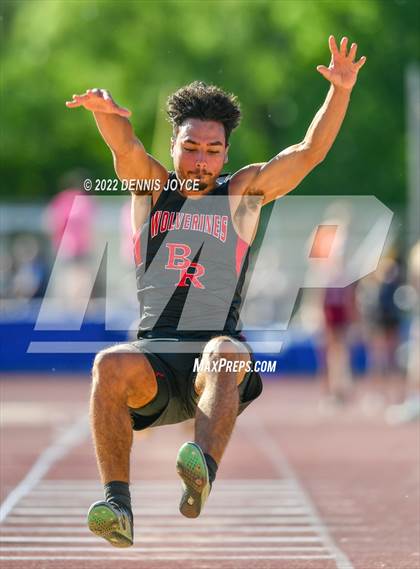 Thumbnail 3 in NYSPHSAA Section V State Qualifier Meet photogallery.