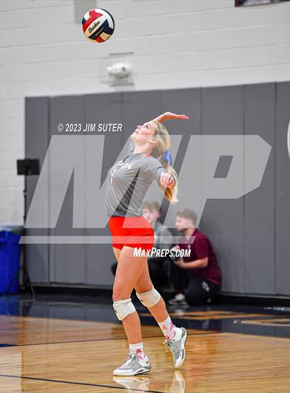 Thumbnail 2 in Burton vs Holland (UIL 2A Region IV Bi-District Playoff) photogallery.