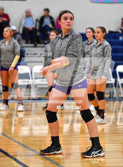 Thumbnail 1 in Burton vs Holland (UIL 2A Region IV Bi-District Playoff) photogallery.
