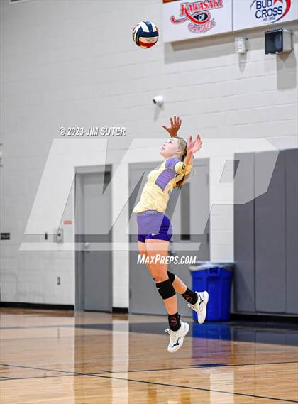 Thumbnail 1 in Burton vs Holland (UIL 2A Region IV Bi-District Playoff) photogallery.