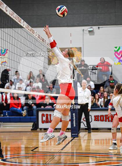 Thumbnail 1 in Burton vs Holland (UIL 2A Region IV Bi-District Playoff) photogallery.