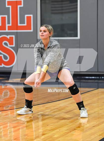 Thumbnail 3 in Burton vs Holland (UIL 2A Region IV Bi-District Playoff) photogallery.