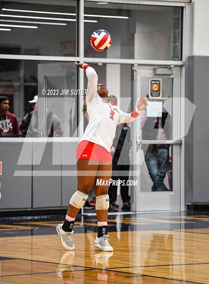 Thumbnail 2 in Burton vs Holland (UIL 2A Region IV Bi-District Playoff) photogallery.
