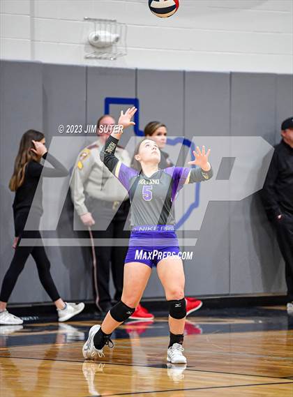 Thumbnail 1 in Burton vs Holland (UIL 2A Region IV Bi-District Playoff) photogallery.