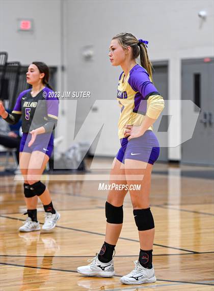 Thumbnail 1 in Burton vs Holland (UIL 2A Region IV Bi-District Playoff) photogallery.