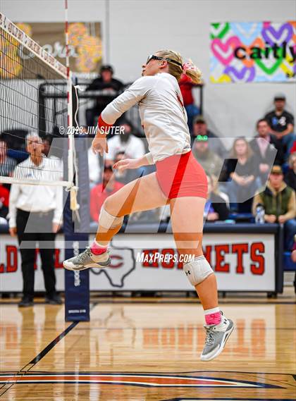 Thumbnail 1 in Burton vs Holland (UIL 2A Region IV Bi-District Playoff) photogallery.