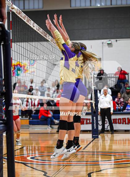 Thumbnail 2 in Burton vs Holland (UIL 2A Region IV Bi-District Playoff) photogallery.