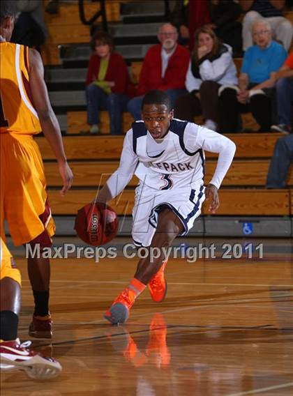 Thumbnail 2 in Encina Prep @ Cosumnes Oaks (Run with the Pack) photogallery.