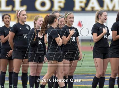 Thumbnail 2 in Palos Verdes vs. Northwood (CIF-SS D2 Final) photogallery.