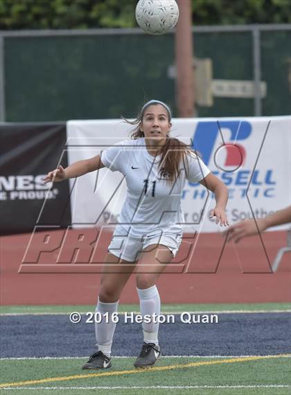 Thumbnail 2 in Palos Verdes vs. Northwood (CIF-SS D2 Final) photogallery.