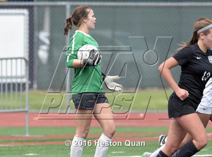 Thumbnail 3 in Palos Verdes vs. Northwood (CIF-SS D2 Final) photogallery.