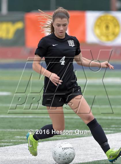 Thumbnail 3 in Palos Verdes vs. Northwood (CIF-SS D2 Final) photogallery.