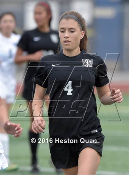 Thumbnail 1 in Palos Verdes vs. Northwood (CIF-SS D2 Final) photogallery.