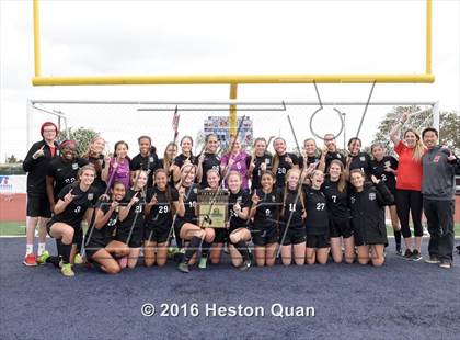 Thumbnail 1 in Palos Verdes vs. Northwood (CIF-SS D2 Final) photogallery.