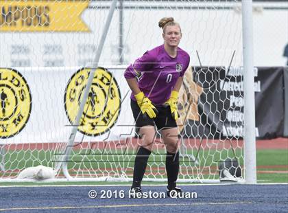 Thumbnail 3 in Palos Verdes vs. Northwood (CIF-SS D2 Final) photogallery.
