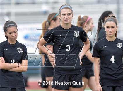 Thumbnail 3 in Palos Verdes vs. Northwood (CIF-SS D2 Final) photogallery.