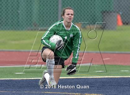 Thumbnail 2 in Palos Verdes vs. Northwood (CIF-SS D2 Final) photogallery.