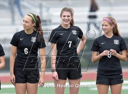 Thumbnail 1 in Palos Verdes vs. Northwood (CIF-SS D2 Final) photogallery.