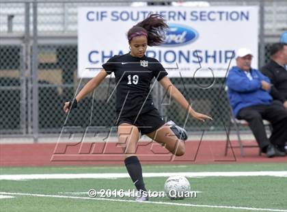 Thumbnail 1 in Palos Verdes vs. Northwood (CIF-SS D2 Final) photogallery.