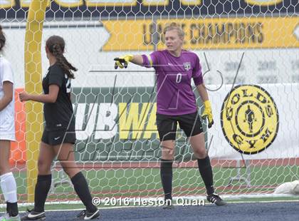 Thumbnail 2 in Palos Verdes vs. Northwood (CIF-SS D2 Final) photogallery.