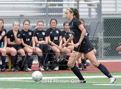 Thumbnail 1 in Palos Verdes vs. Northwood (CIF-SS D2 Final) photogallery.
