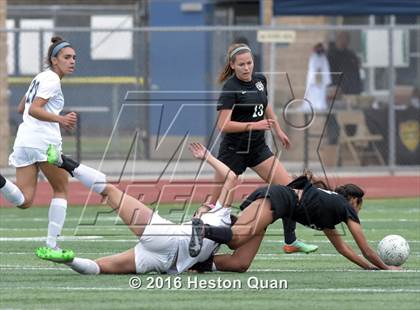 Thumbnail 3 in Palos Verdes vs. Northwood (CIF-SS D2 Final) photogallery.