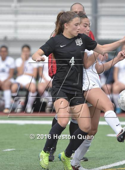 Thumbnail 1 in Palos Verdes vs. Northwood (CIF-SS D2 Final) photogallery.