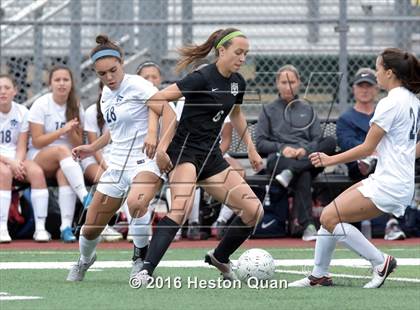 Thumbnail 3 in Palos Verdes vs. Northwood (CIF-SS D2 Final) photogallery.