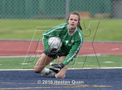 Thumbnail 1 in Palos Verdes vs. Northwood (CIF-SS D2 Final) photogallery.