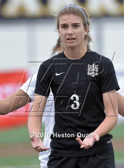 Thumbnail 2 in Palos Verdes vs. Northwood (CIF-SS D2 Final) photogallery.
