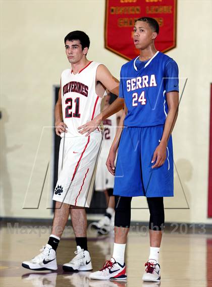 Thumbnail 3 in Harvard-Westlake vs. Serra (Fairfax State Preview) photogallery.
