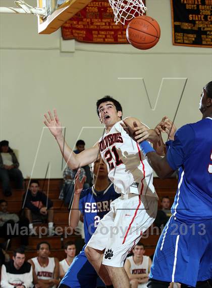 Thumbnail 3 in Harvard-Westlake vs. Serra (Fairfax State Preview) photogallery.