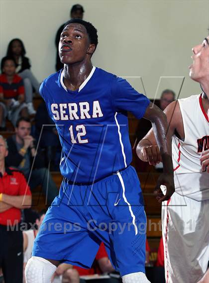 Thumbnail 2 in Harvard-Westlake vs. Serra (Fairfax State Preview) photogallery.