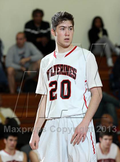 Thumbnail 3 in Harvard-Westlake vs. Serra (Fairfax State Preview) photogallery.