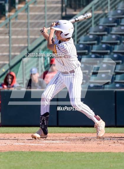 Thumbnail 3 in Canyon View vs Nogales (AIA 5A L Round 3B) photogallery.