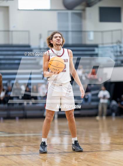 Thumbnail 3 in Long County vs. Warner Robins (HOCO Bear Brawl) photogallery.