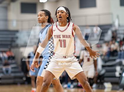 Thumbnail 2 in Long County vs. Warner Robins (HOCO Bear Brawl) photogallery.