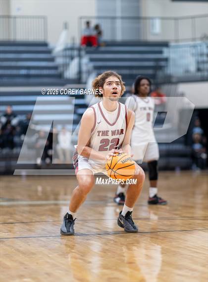 Thumbnail 2 in Long County vs. Warner Robins (HOCO Bear Brawl) photogallery.
