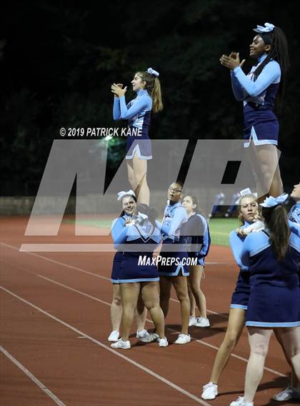 Thumbnail 2 in Wakefield @ Yorktown photogallery.