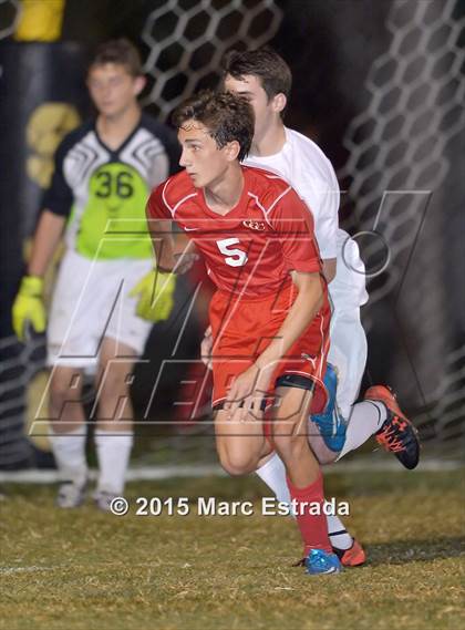 Thumbnail 3 in Clearwater Central Catholic vs St. Petersburg Catholic photogallery.