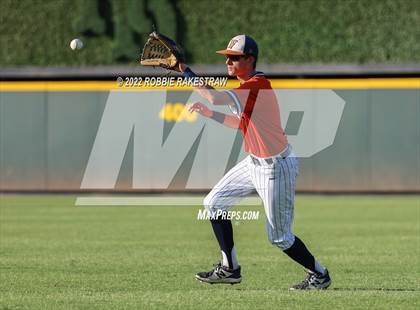 Thumbnail 3 in Georgetown vs. Wakeland (UIL 5A Baseball Semifinal) photogallery.