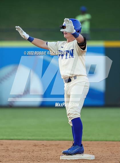 Thumbnail 2 in Georgetown vs. Wakeland (UIL 5A Baseball Semifinal) photogallery.
