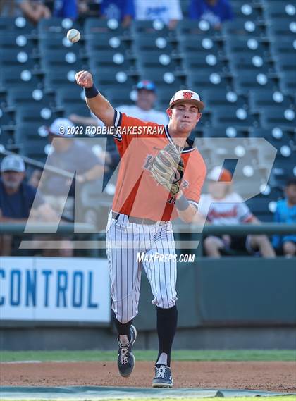 Thumbnail 2 in Georgetown vs. Wakeland (UIL 5A Baseball Semifinal) photogallery.
