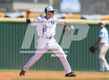 Thumbnail 1 in Uvalde @ Harlan photogallery.