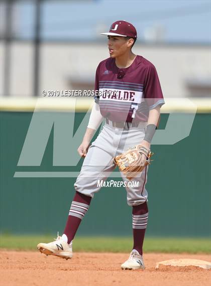 Thumbnail 3 in Uvalde @ Harlan photogallery.